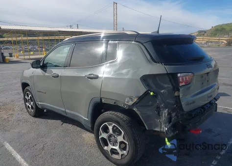 2022 Jeep Compass Trailhawk 4X4 z USA, uszkodzony, nr VIN 3C4NJDDB9NT165464